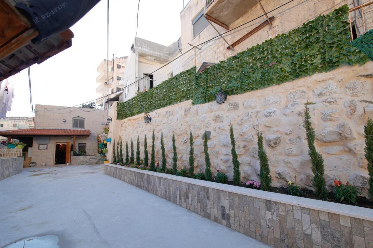 Louis GuestHouse Nazareth Extérieur photo